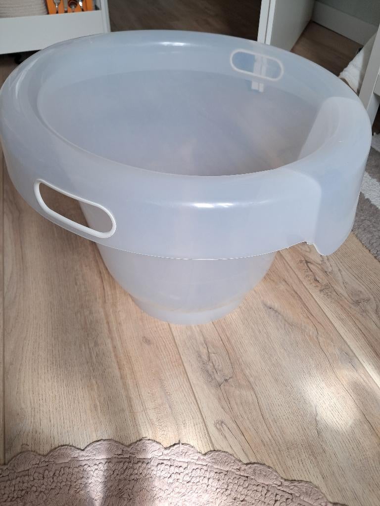 Tummy tub (bebe jou), Kinderen en Baby's, Badjes en Verzorging, Ophalen, Zo goed als nieuw, Tummy Tub, Bébé-jou