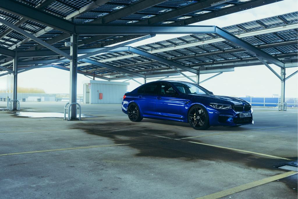 BMW M5 AC Schnitzer Automaat / AC Schnitzer Pakket + motortu, Auto's, 12 maanden, Gebruikt, Vierwielaandrijving, Sedan