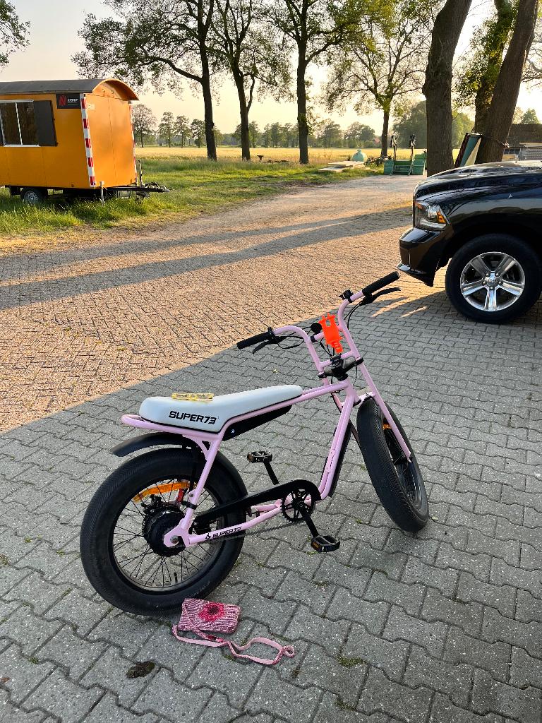 SUPER73-ZG Millenial Pink Fatbike, 59 cm of meer, Ophalen, Gebruikt, Overige merken