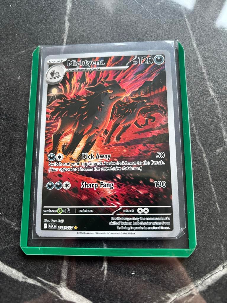 Mightyena Pokémon Kaart - Zeldzaam en in Topconditie!, Ophalen of Verzenden, Nieuw, Losse kaart, Foil