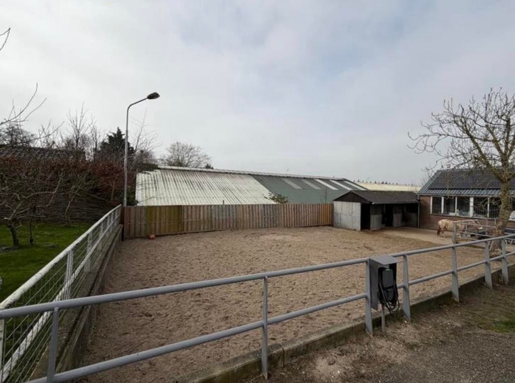 DIY stal + paddock nabij Amsterdamse bos (mei - okt), Dieren en Toebehoren, Stalling en Weidegang, Stalling, 2 of 3 paarden of pony's