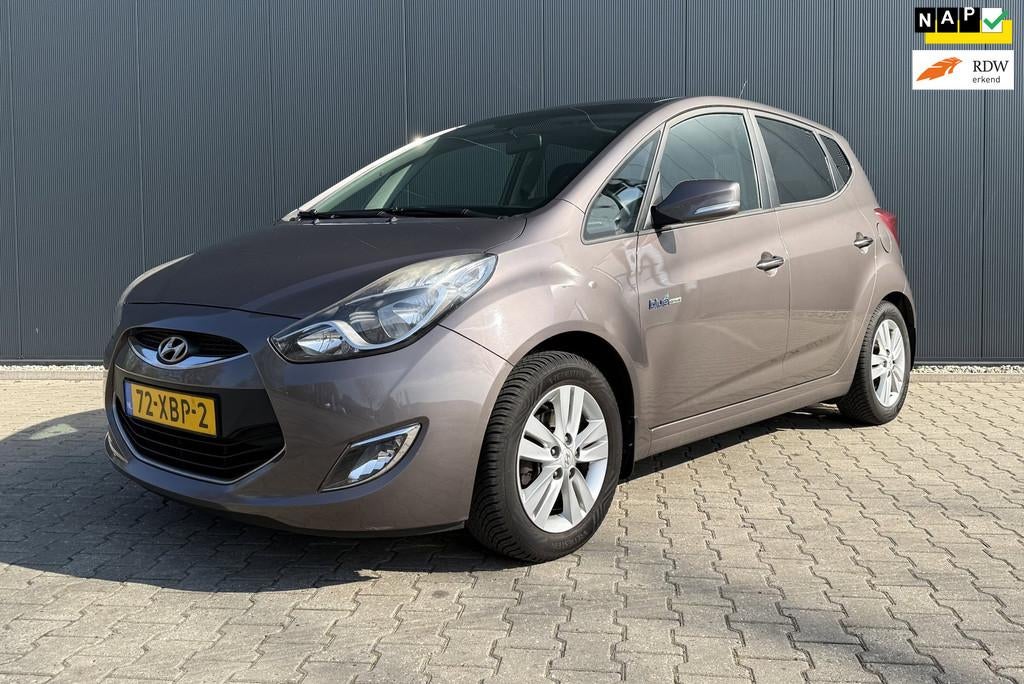 Hyundai Ix20 1.6i i-Vision Airco Cruise Pano 5 Deurs APK NAP, Auto's, Hyundai, Voorwielaandrijving, Euro 5, Gebruikt, 1591 cc