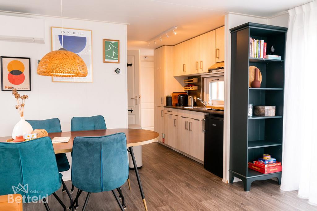 Te koop luxe 4 persoons chalet, Tot en met 4