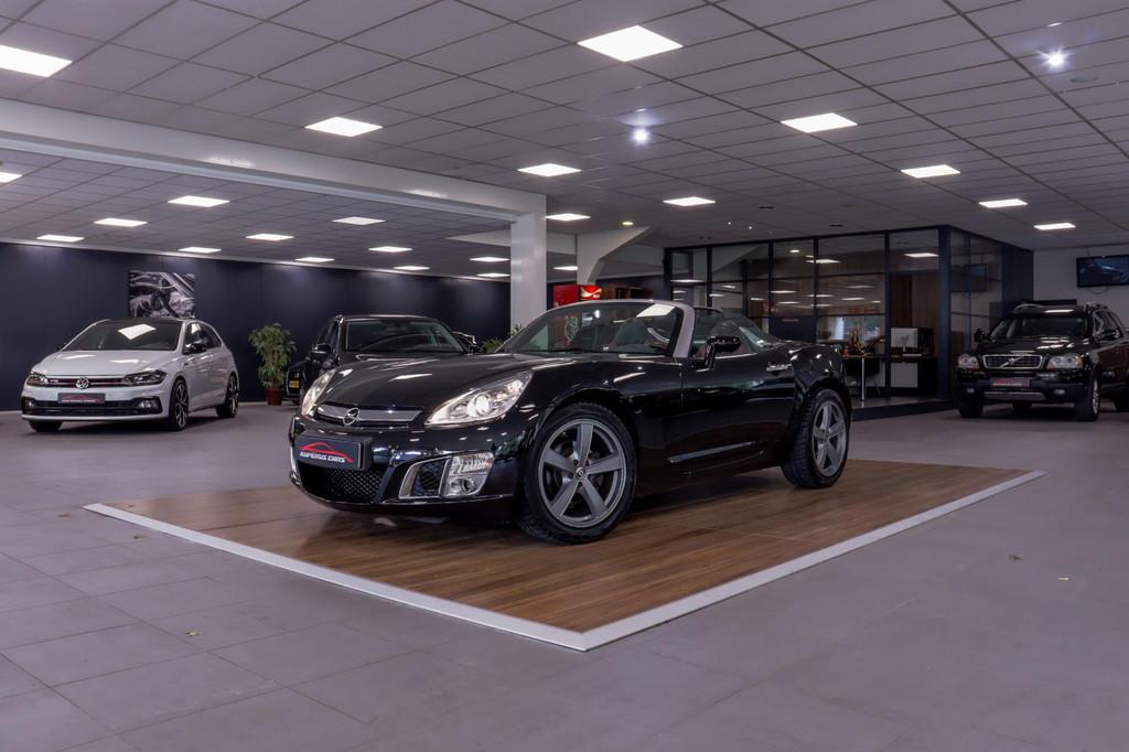 Opel GT 2.0 Turbo ECOTEC 274 PK Xenon/18"/Leder/Dealer, Auto's, Opel, 1998 cc, Achterwielaandrijving, Gebruikt, 264 pk