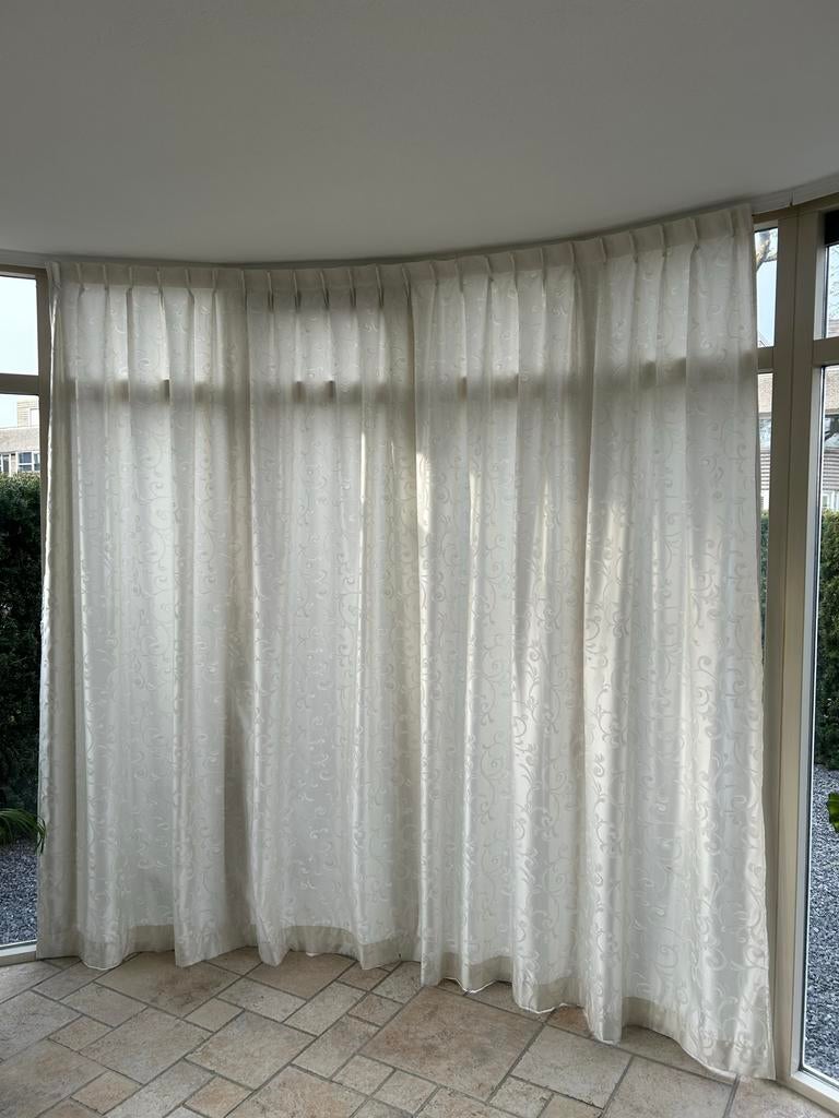 Witte gordijnen met patroon, Gebruikt, 200 cm of meer, Wit, Ophalen of Verzenden