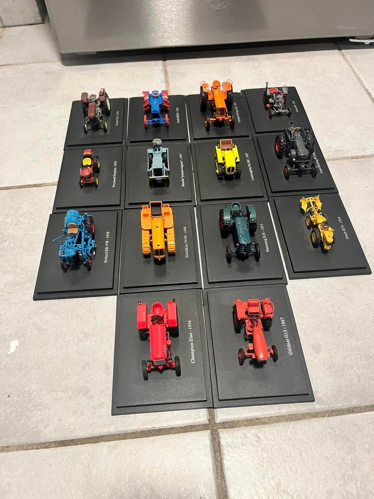 Kavel Oldtimer Tractoren 7€ per stuk, Ophalen of Verzenden, Zo goed als nieuw, Auto, Overige merken