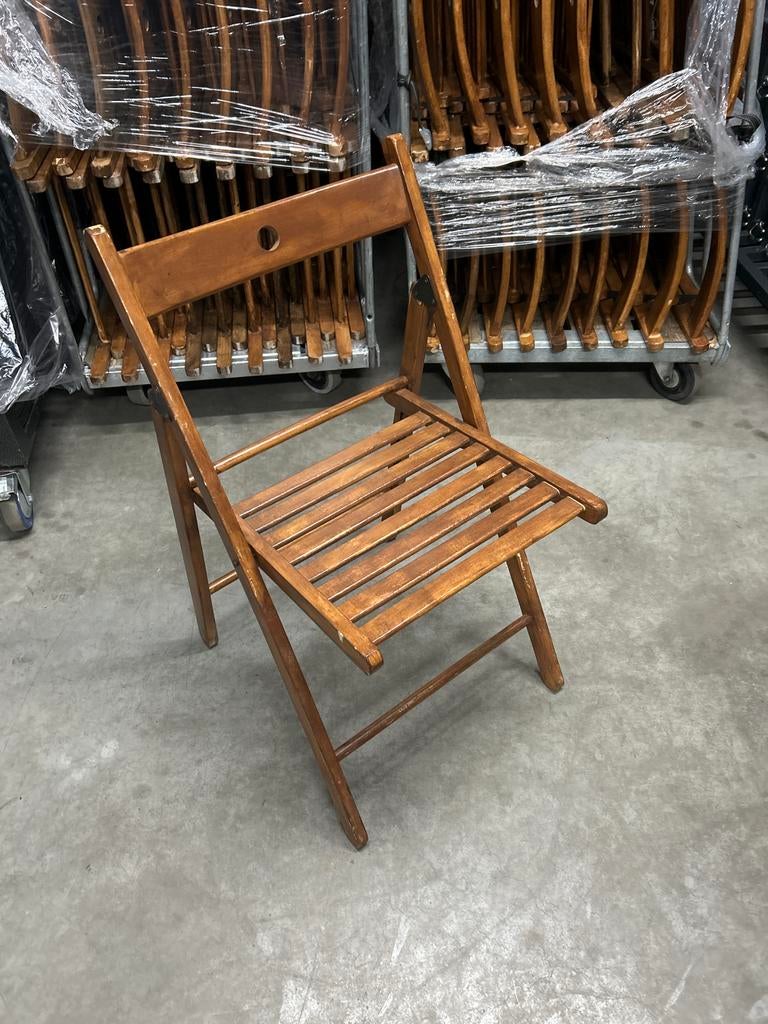Klapstoel hout vintage 180 stuks beschikbaar!, Ophalen, Gebruikt, Bruin, Vintage inklapbaar