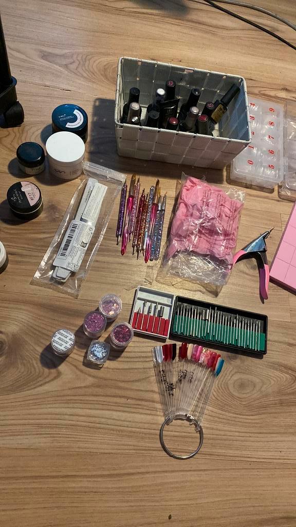 Complete nagel set, Sieraden, Tassen en Uiterlijk, Uiterlijk | Cosmetica en Make-up, Zo goed als nieuw, Handen en Nagels, Roze