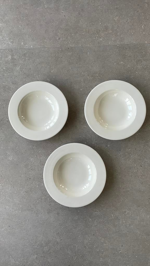 VTwonen borden, Huis en Inrichting, Keuken | Servies, Ophalen of Verzenden, Zo goed als nieuw, Bord(en), Overige stijlen