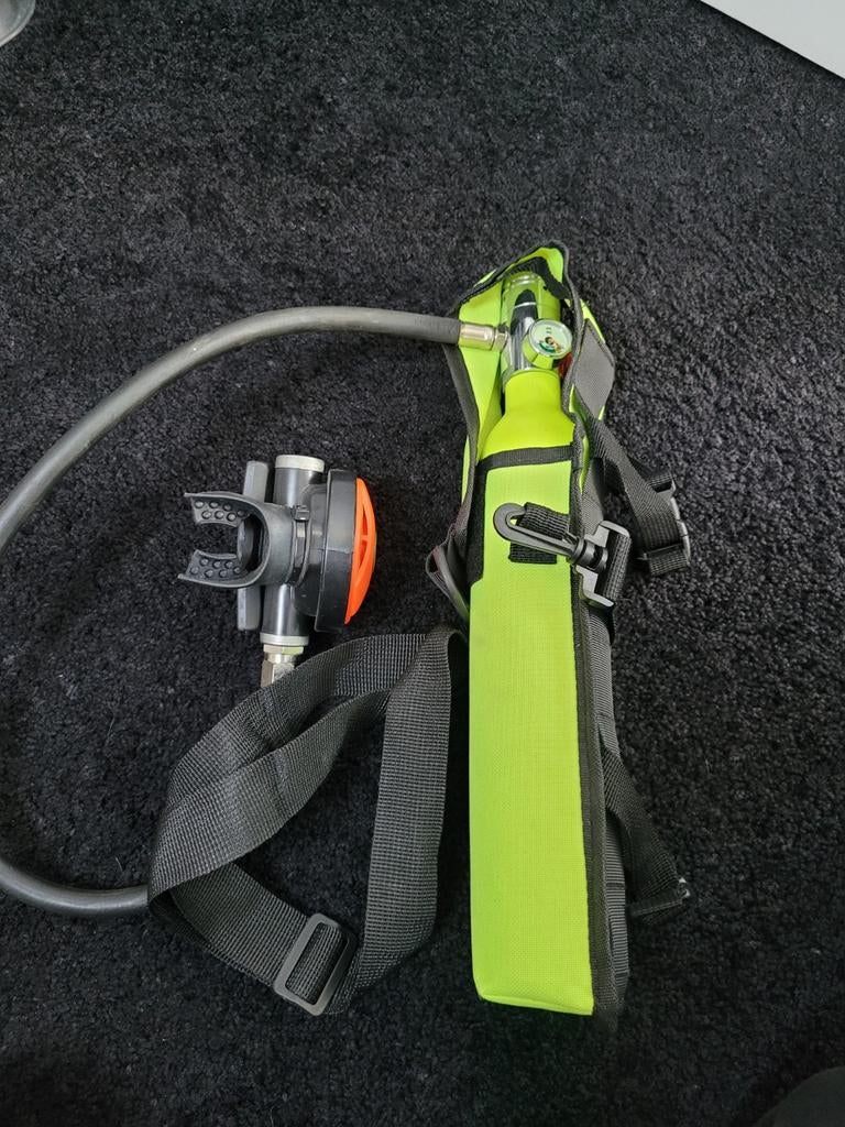 Nood duikflesje - Nooit gebruikt. Spare air set., Ophalen of Verzenden, Nieuw, Duikfles