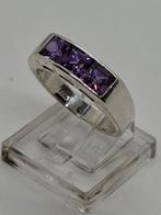 Zilveren ring 925 met 3 briljant geslepen paarse saffieren, Paars, Ophalen of Verzenden, Zo goed als nieuw, 17 tot 18