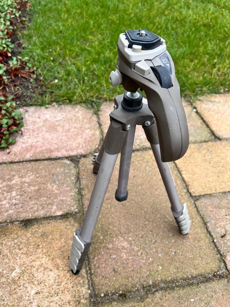 Statief voor camera, Manfrotto MKC3-H02, Ophalen, Driepoot, Zo goed als nieuw, 150 tot 175 cm