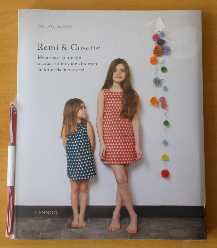 Remi & Cosette - naaien Japanse stijl - Valerie Boone - 2014, Hobby en Vrije tijd, Kledingpatronen, Overige merken, Overige typen