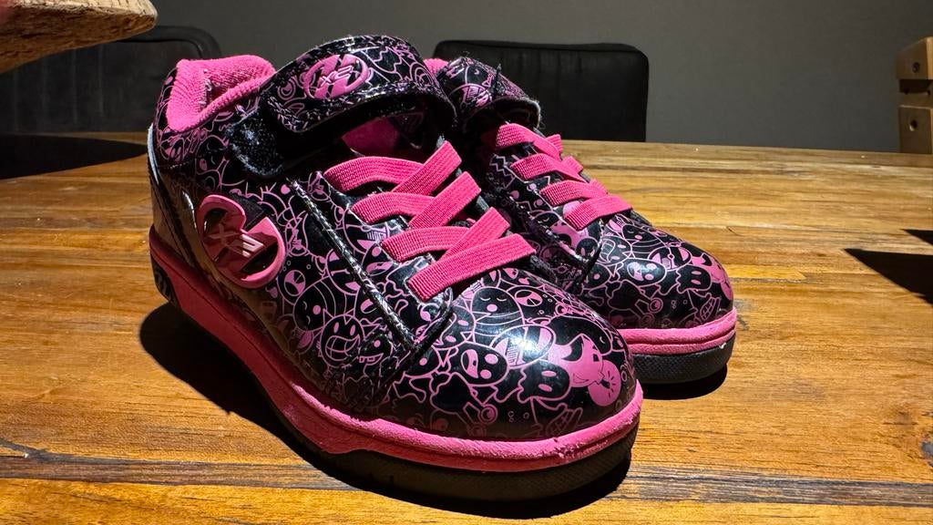 Heelys rolschoenen maat 32 - Zwart/Roze met wieltjes, Ophalen, Gebruikt, Overige typen, Overige merken