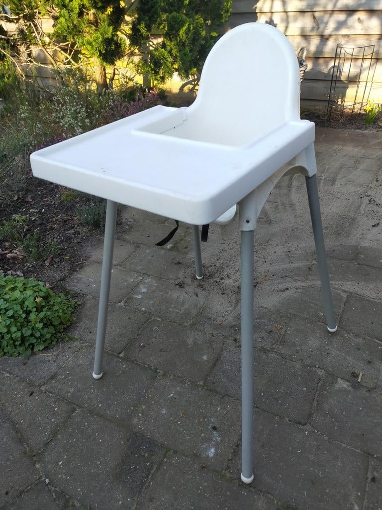IKEA kinderstoel met afneembaar eetblad, Kinderen en Baby's, Kinderstoelen, Ophalen