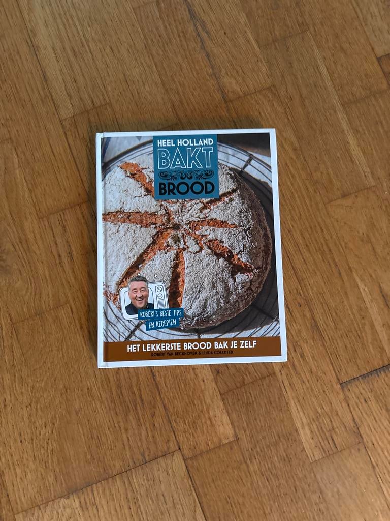 Heel Holland Bakt Brood kookboek, Ophalen of Verzenden, Gelezen, Overige gebieden, Overige typen