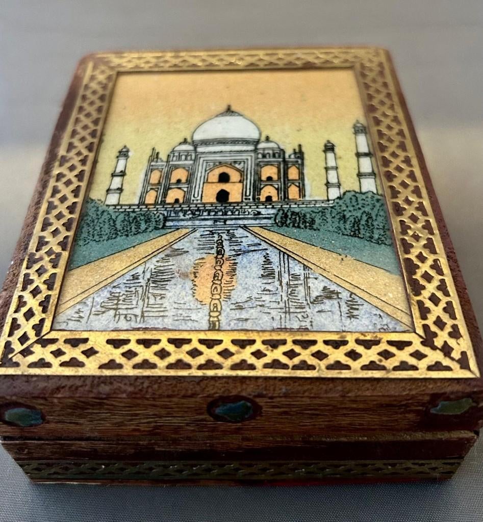 Taj Mahal houten doosje met edelsteenschilderij., Minder dan 50 cm, Overige materialen, 200 cm of meer, Ophalen of Verzenden