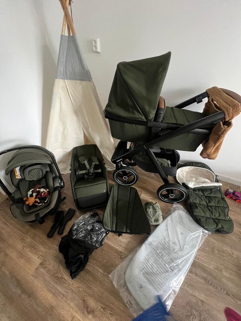 Dubatti Two Combiwagen Compleet Autostoel en Accessoires, Zo goed als nieuw, Combiwagen, Met autostoeltje, Ophalen