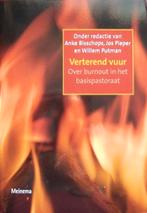 Anke Bisschops/Jos Pieper/Willem Putman (red)-VERTEREND VUUR, Ophalen of Verzenden, Gelezen, Christendom | Katholiek