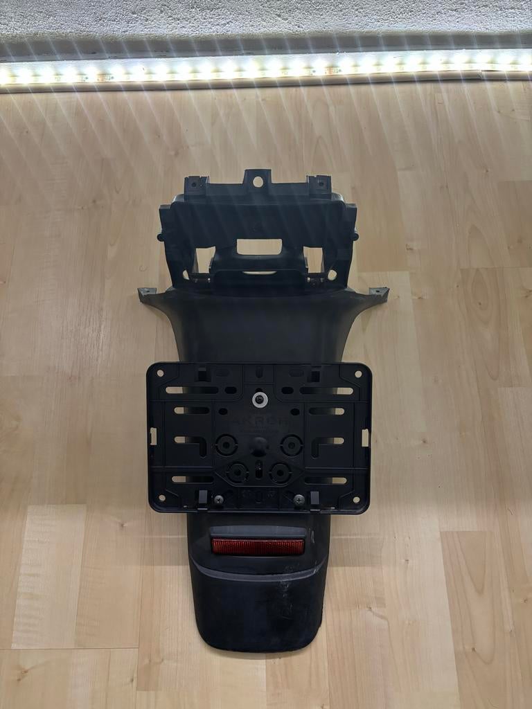Typhoon achterspatbord met kentekenplaathouder, Ophalen, Gebruikt, Overige typen, Piaggio