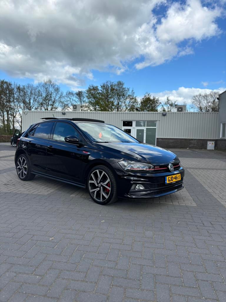 Volkswagen Polo 2.0 TSI 200pk 6-DSG 2019 Zwart, Auto's, 4 cilinders, 1984 cc, Zwart, 1200 kg