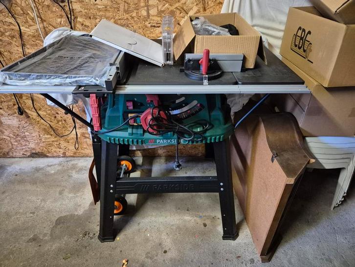 Parkside tafelcircelzaag 2200w, Doe-het-zelf en Verbouw, Gereedschap | Zaagmachines, Gebruikt, Cirkelzaag, 1200 watt of meer, 30 tot 70 mm