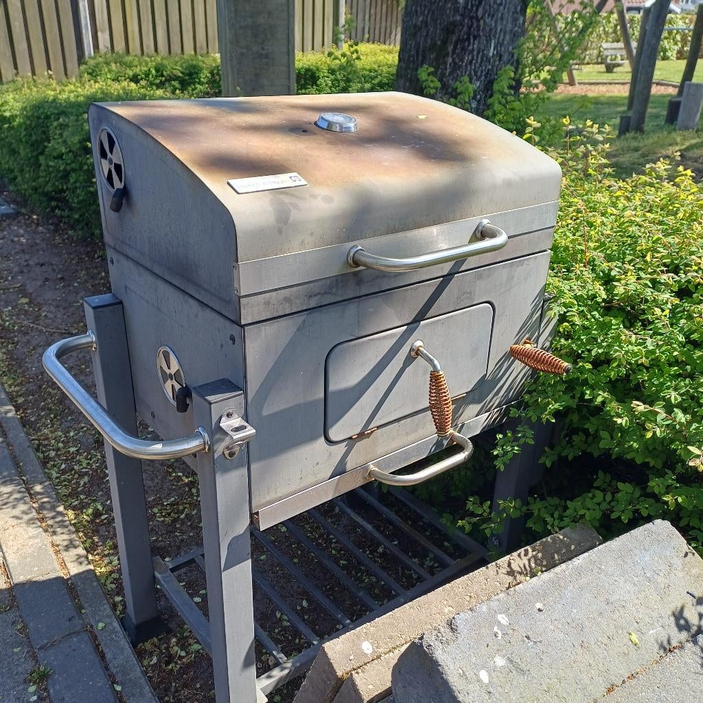 Barbecue gebruikt, Ophalen, Gebruikt, Met accessoires