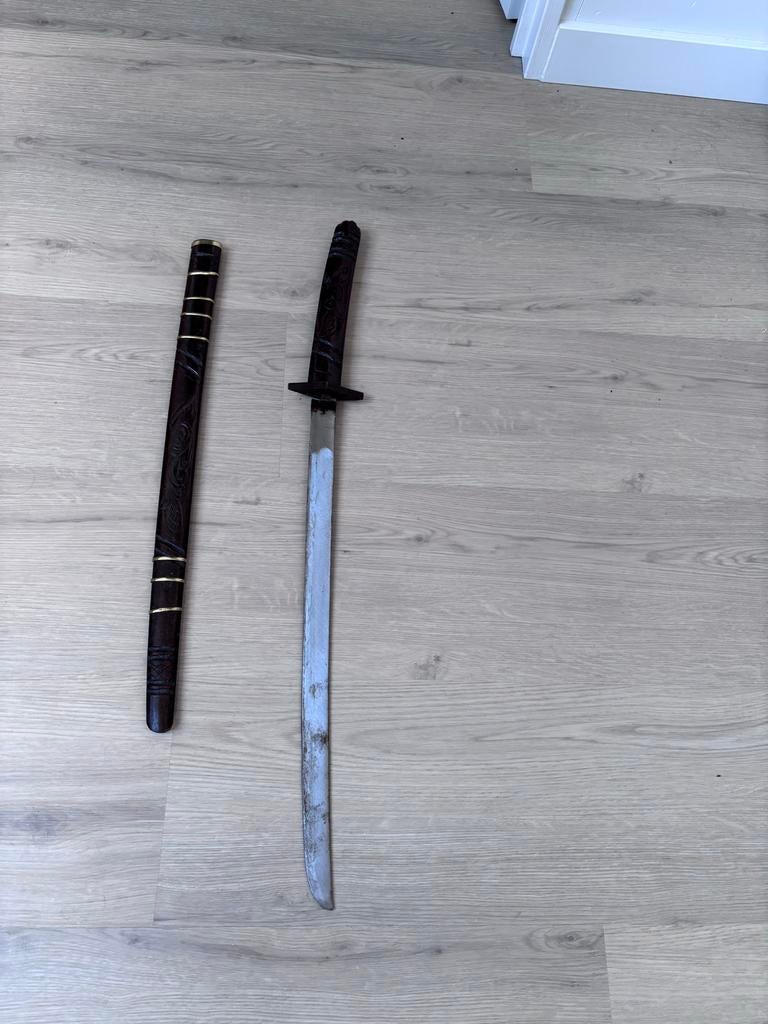 Antieke Oosterse Katana met Houten Schede, Antiek en Kunst, Antiek | Overige Antiek, Ophalen