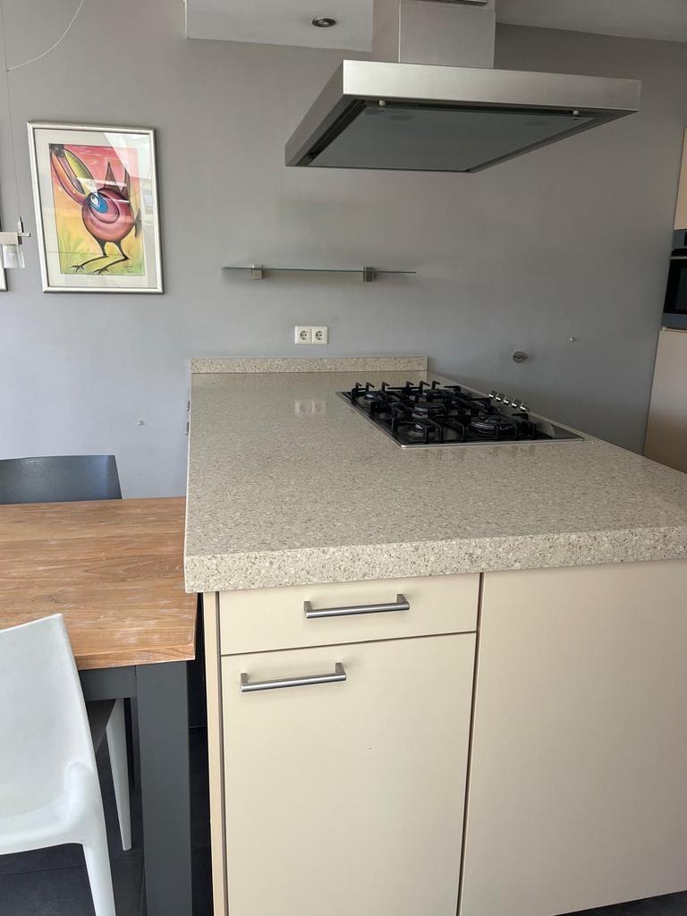 Keuken (Siematic), gaat weg wegens verbouwing, Huis en Inrichting, Keuken | Complete keukens, Ophalen, Gebruikt, Composiet, Crème