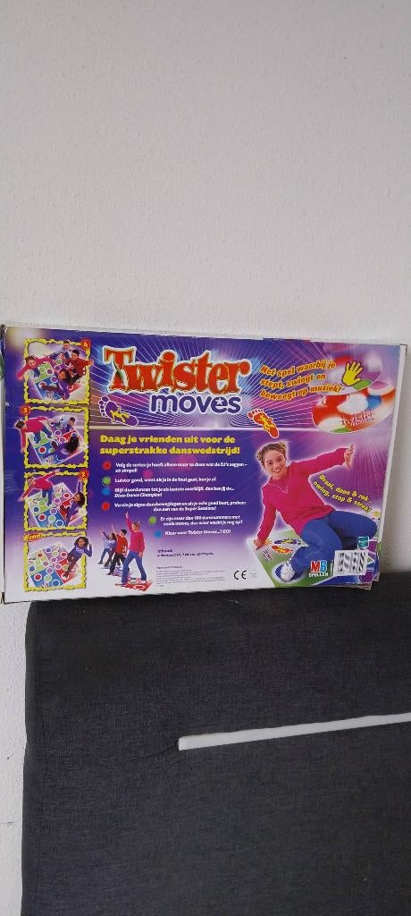 Twister Spel, Drie of vier spelers, Ophalen, Zo goed als nieuw