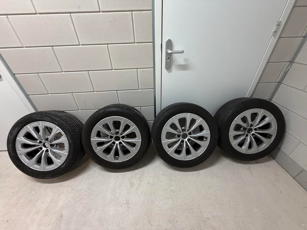 Zomerbanden met velgen 225/50/R17, Ophalen, 17 inch, Band(en), Zomerbanden