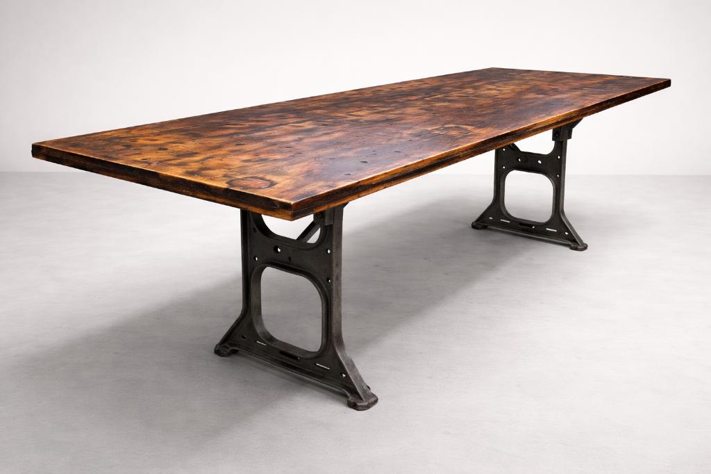 VERKOCHT - Industriële eikenhouten tafel, Industrieel, vintage, Vijf personen of meer, Eikenhout, Rechthoekig