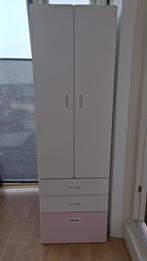 Småstad kledingkast met hangruimte, planken en 3 laden, Ophalen