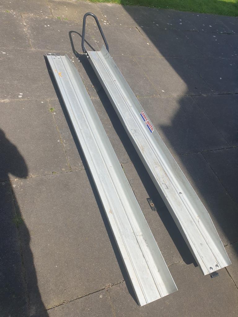 Fiamma Carry-Moto oprijgoot, Ophalen