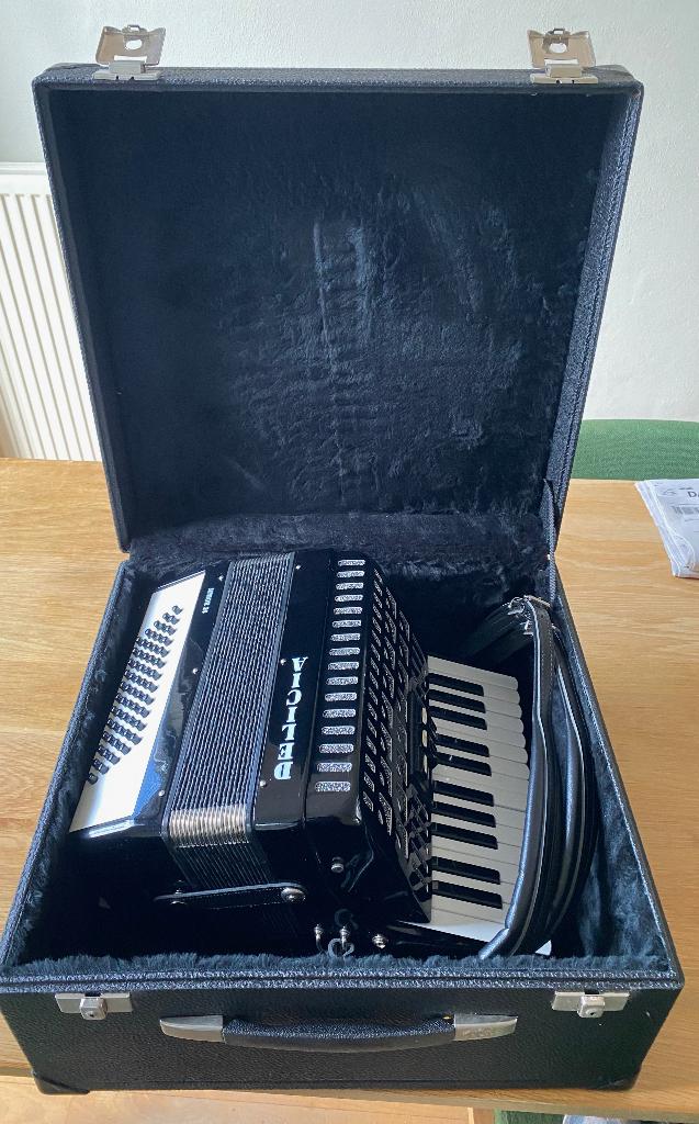 Delicia accordeon type Junior 24, 60 bassen, Muziek en Instrumenten, Accordeons, Ophalen, Toetsaccordeon, Zo goed als nieuw, Delicia