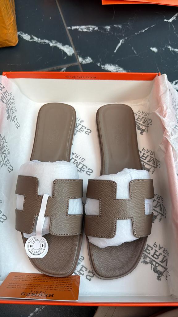 hermes slippers, Kleding | Dames, Schoenen, Ophalen of Verzenden, Nieuw