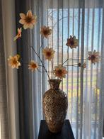 Decoratieve Vaas met Kunstbloemen van Silka, Huis en Inrichting, Woonaccessoires | Vazen, Overige materialen, Overige kleuren