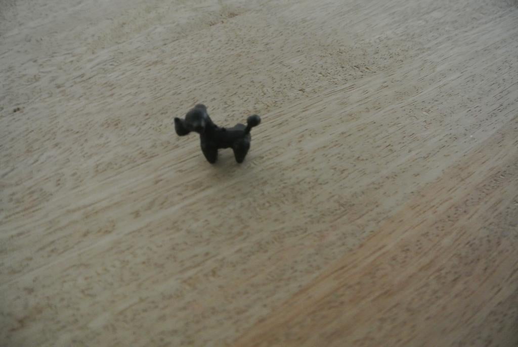 Poppenhuis Hond Jaren 60/ nr 215, Ophalen of Verzenden, Zo goed als nieuw, Overige typen