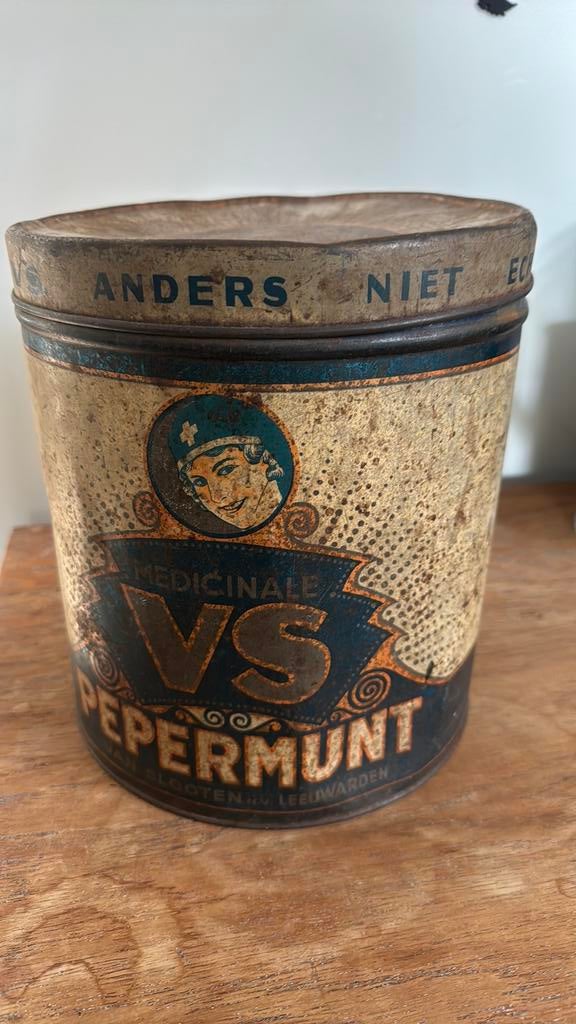 Pepermunt blik medicinale vs pepermunt, Verzamelen, Blikken, Ophalen of Verzenden, Gebruikt, Overige