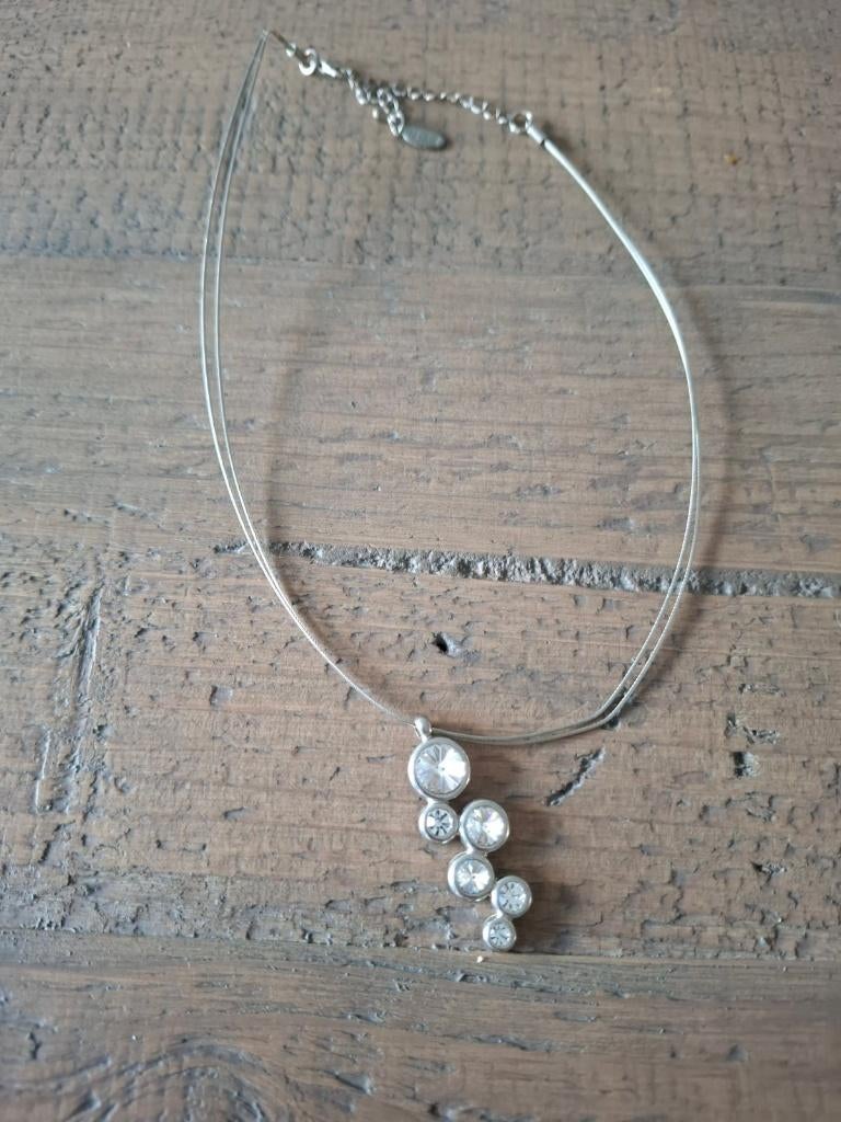 Behave - ketting met hanger ca 40 cm, Sieraden, Tassen en Uiterlijk, Kettingen, Gebruikt, Ophalen of Verzenden, Zilver, Overige materialen