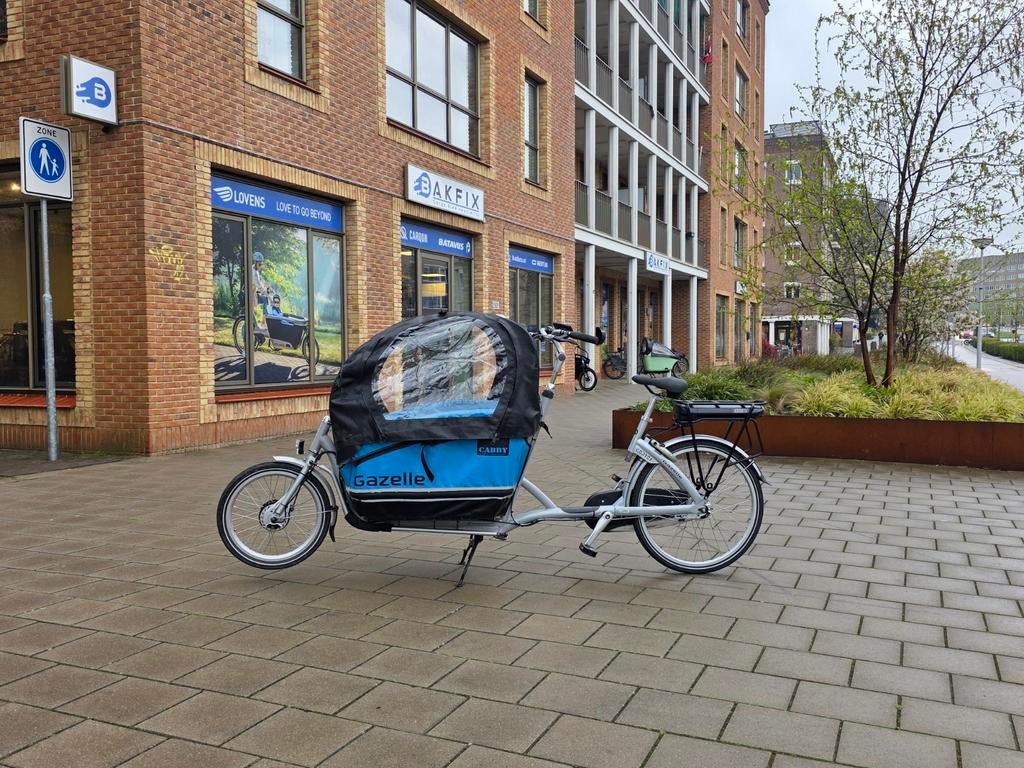 Elektrische Gazelle Cabby bakfiets met huif, Fietsen en Brommers, Fietsen | Bakfietsen, Ophalen of Verzenden, Gazelle, Info@gazelle.nl