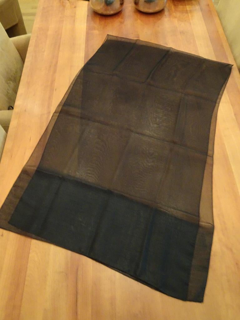 Zwarte transparante sjaal aan beide kanten ingeweven strook, Ophalen of Verzenden, Nieuw, Maat 46/48 (XL) of groter, Sjaal