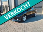 Toyota Auris 1.8 Hybrid Business Plus Pano, trekhaak, 28 km/l, Bruin, 1798 cc, 5 stoelen