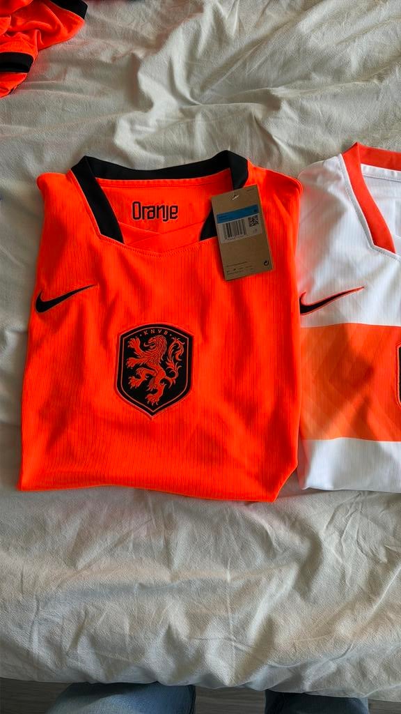 Koningsdagactie 20 euro Nederlands elftal thuis en uitshirt, Maat M, Ophalen of Verzenden, Nieuw, Shirt