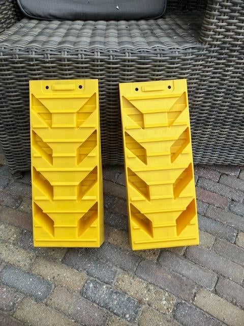 keggen voor caravan, Ophalen, Nieuw