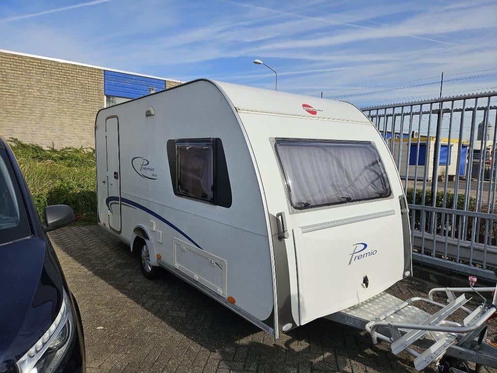 BURSTNER PREMIO 400TS, Caravans en Kamperen, Caravans, Particulier, tot en met 3, 750 - 1000 kg, Treinzit, Bürstner, Dwarsbed