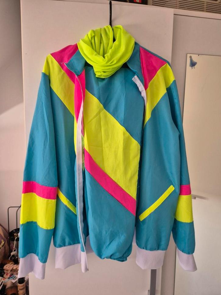 Fout Trainingspak Verkleedkleding Maat M met Accessoires, Kleding | Dames, Carnavalskleding en Feestkleding, Ophalen of Verzenden