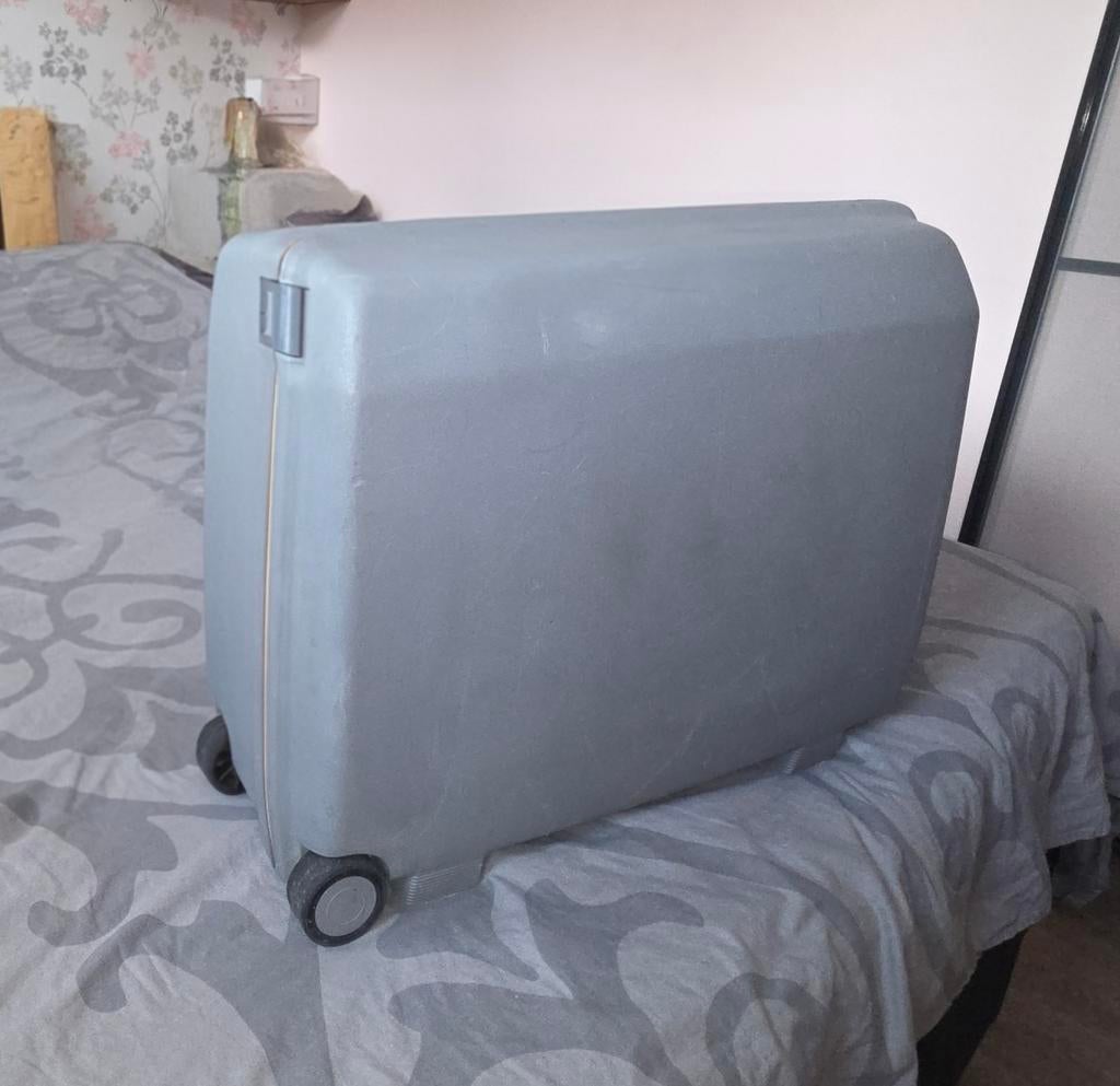 Samsonite koffer donkergrijs met 2 wielen, Sieraden, Tassen en Uiterlijk, Koffers, Ophalen