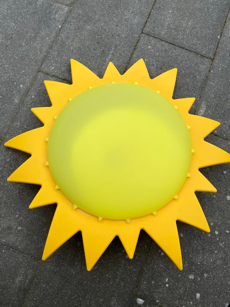 Vrolijke Plafondlamp Zon voor Kinderkamer, Huis en Inrichting, Lampen | Plafondlampen, Ophalen, Zo goed als nieuw, Kunststof