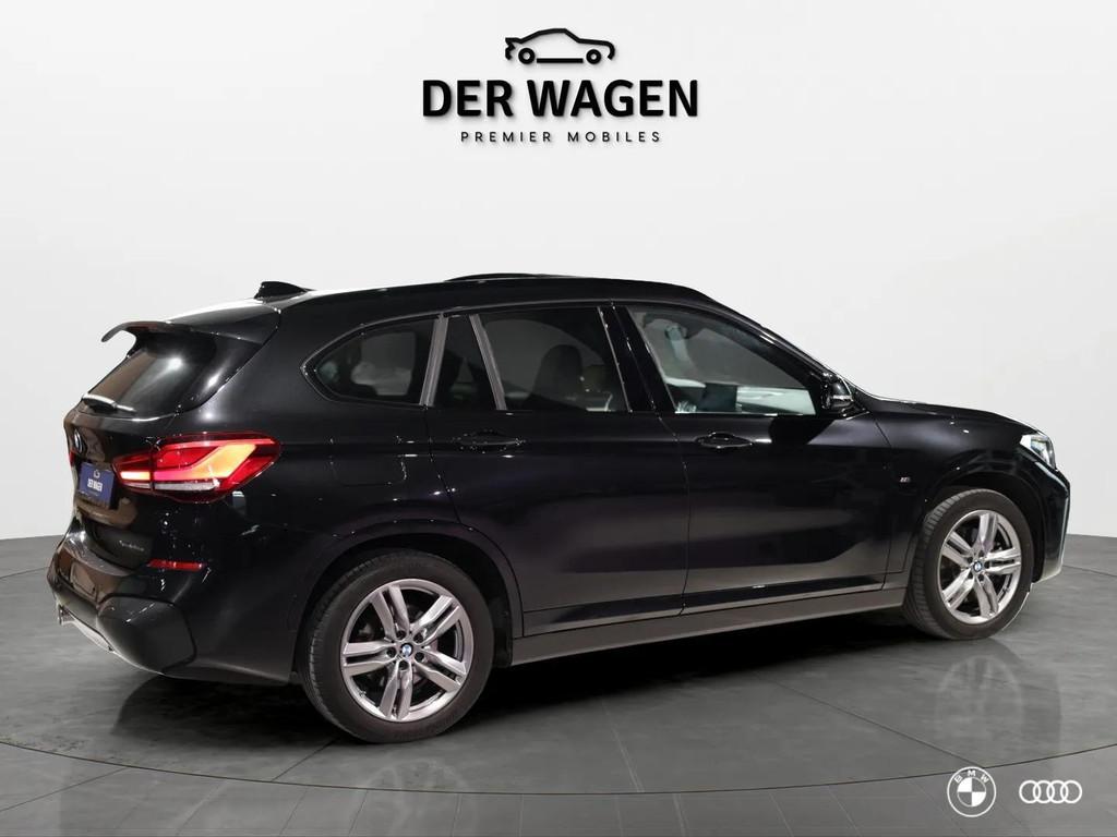 BMW X1 xDr25e M SPORT / PANODAK / ACC / LEDER / TREKHAAK / 1, Met garantie (alle), Zwart, Bedrijf, Vierwielaandrijving